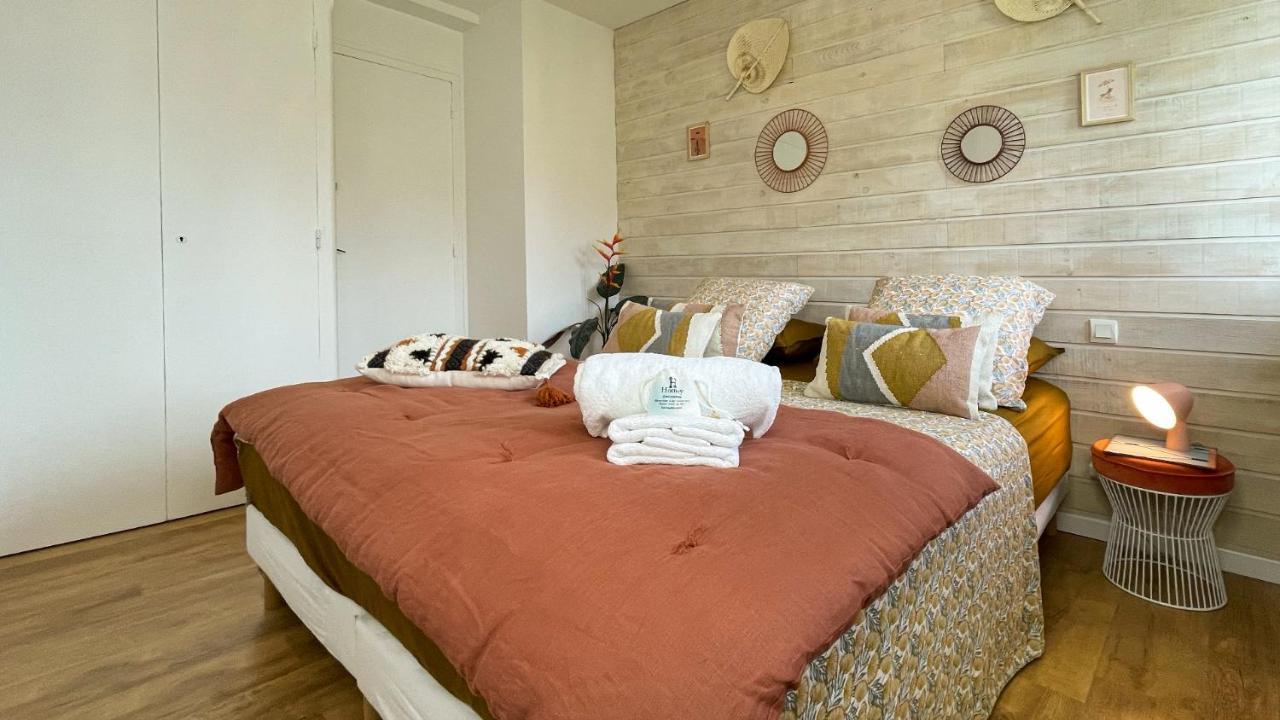 Homey Montaigne - New - A 1 Min A Pied Du Lac D'Annecy - 2 Balcons Prives - Appartement Avec 2 Chambres - Stationnement Gratuit Toute L'Annee Sauf En Ete - Juin A Aout Exterior foto